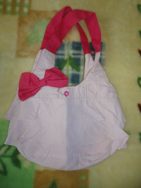 Bolsa De Bebê - Listrada, Com Lacinho E Alças Cor De Rosa